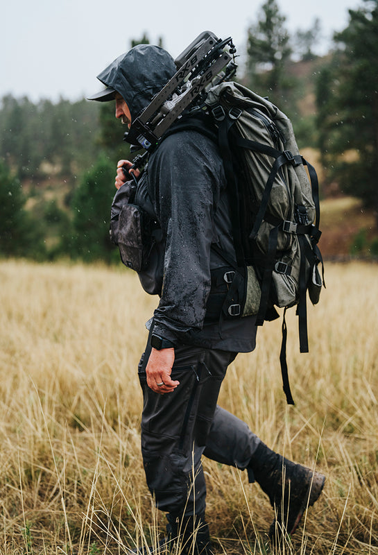 Quiet bowhunting archery gear